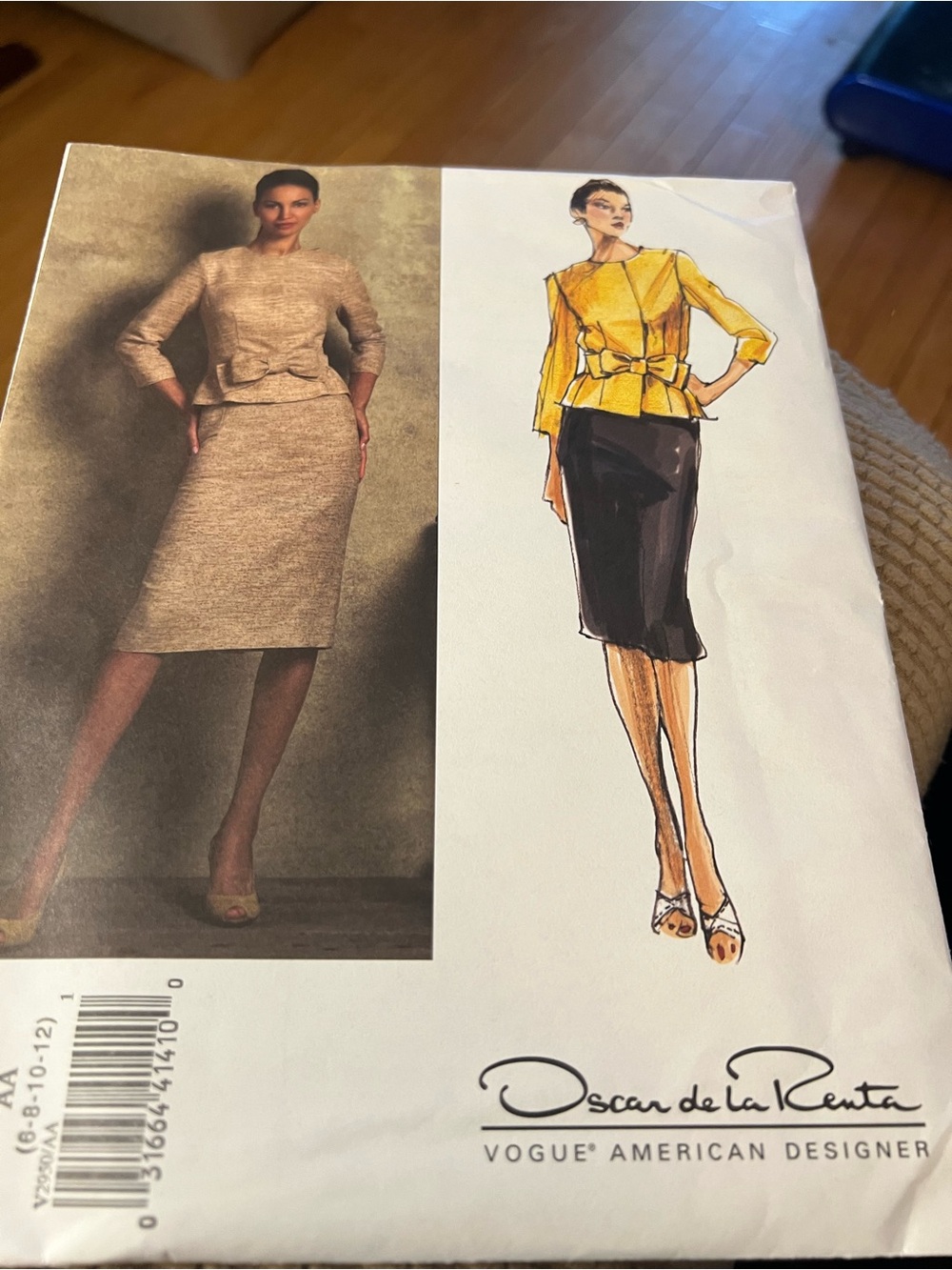 Oscar de la Renta vogue pattern uncut